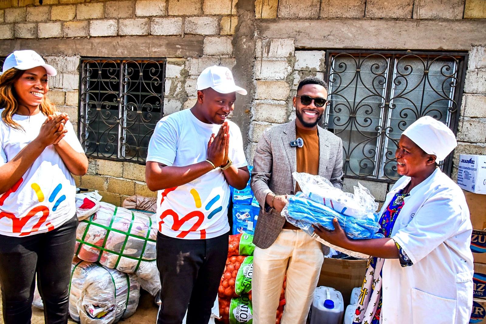 SNK Foundation terrain Cameroun - activités sociales communautaires